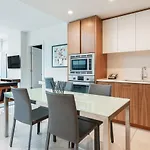 Level Downtown La South Olive